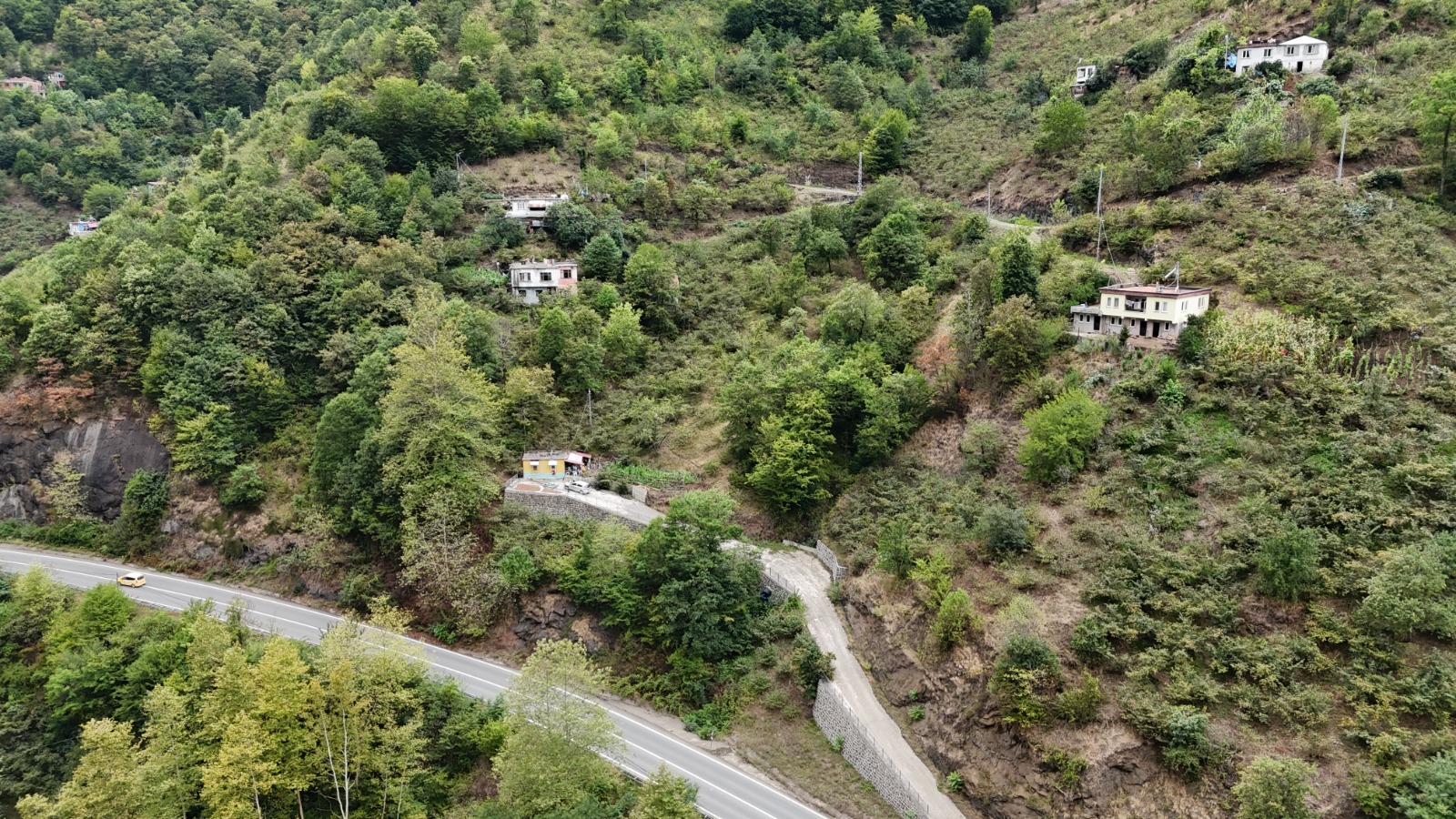 MABEL GAYRİMENKUL/ BEŞİKDÜZÜ/ KORKUTHAN 3.000 m2 MÜSTAKİL ARSA